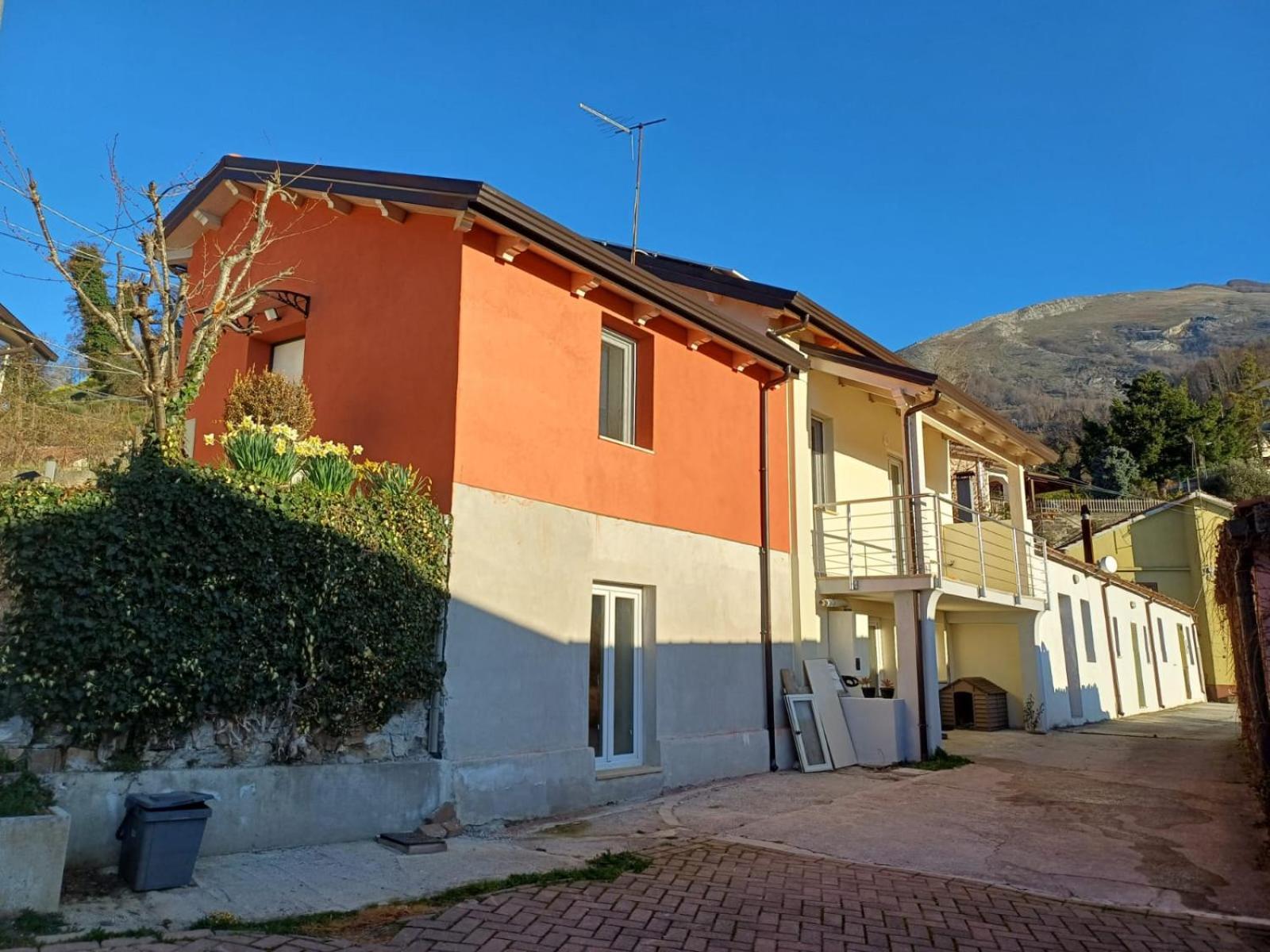 B & B Sotto Al Lago Nemoli Exterior foto